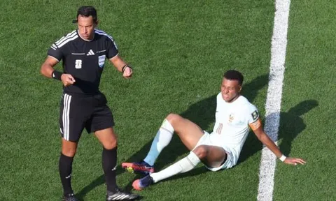 Pháp vào bán kết với nỗi lo chấn thương của Kylian Mbappe