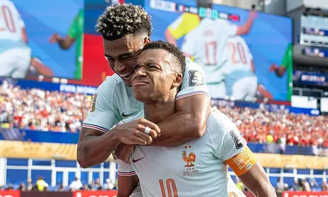 Chấm điểm tuyển Pháp: Mbappe dẫn dắt hàng công; Dembele lên tiếng đúng lúc