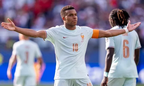 Mbappe cùng Messi phá vỡ chuẩn mực Chiếc giày vàng