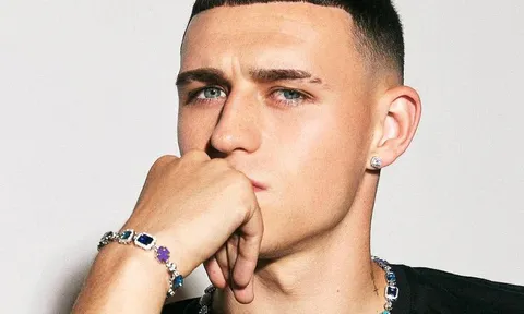Chút bụi bặm đường phố Anh tạo nên một Phil Foden rất khác