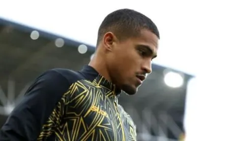 MU liên hệ chiêu mộ Joao Gomes để thay thế Ederson