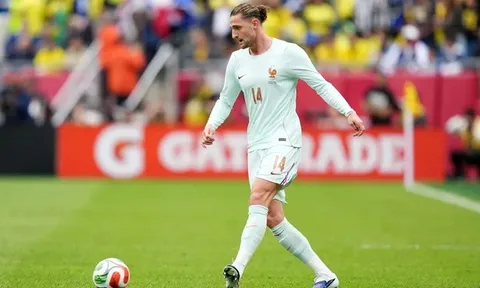 Rabiot xác nhận chưa đàm phán với Ruben Amorim
