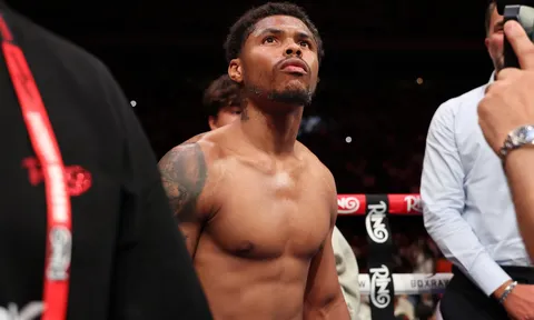 Nhà vô địch bất bại Shakur Stevenson ký hợp đồng khủng với Zuffa Boxing