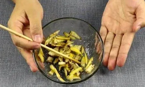Trộn vỏ chuối với bột giặt có tác dụng gì?