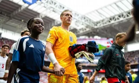 Vượt Peter Shilton, Pickford đi vào lịch sử tuyển Anh ở World Cup