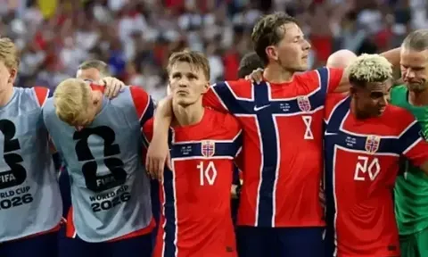 Odegaard cay đắng khi Na Uy thua ngược Anh ở tứ kết