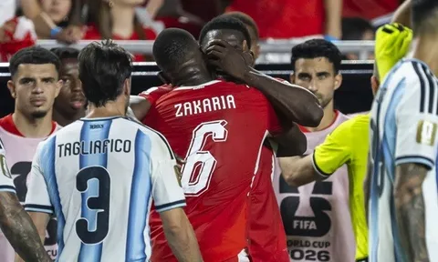 Sao Thụy Sĩ bị chỉ trích "ngu ngốc" khi ăn vạ trước Argentina