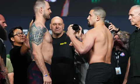 Robert Whittaker có màn ra mắt hạng bán nặng hoàn hảo khi hạ gục Nikita Krylov tại UFC 329