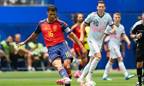 Rodri chứng minh đẳng cấp, Man City hưởng lợi lớn mùa tới