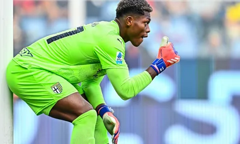 Newcastle United gia nhập cuộc đua giành "người nhện" Zion Suzuki