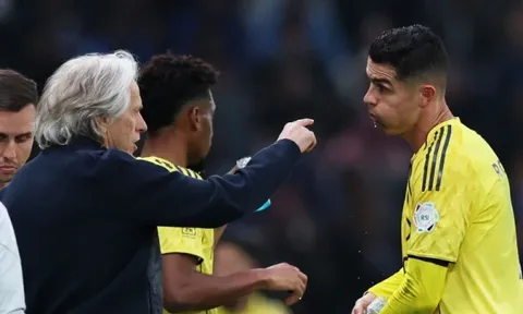 HLV Jorge Jesus lên tiếng về tương lai Ronaldo tại tuyển Bồ Đào Nha