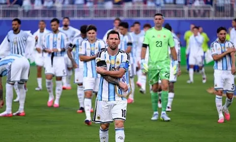 Vì sao Lionel Messi chưa từng đối đầu tuyển Anh trong sự nghiệp?
