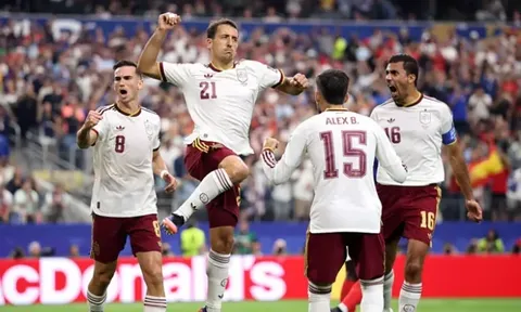 Oyarzabal nổ súng, Tây Ban Nha hạ Pháp giành vé vào chung kết World Cup