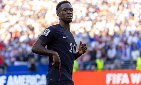 Tin đồn chuyển nhượng tối 15/7: Juventus săn đón Folarin Balogun; Barcelona theo sát Cristian Romero