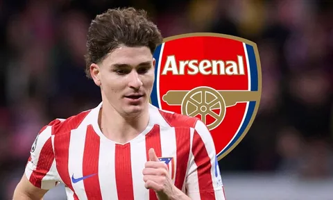 Arsenal được khuyên chi 100 triệu mua Alvarez