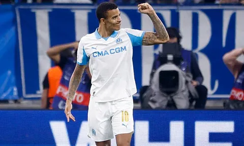 Man Utd kiếm bộn tiền từ thương vụ Greenwood
