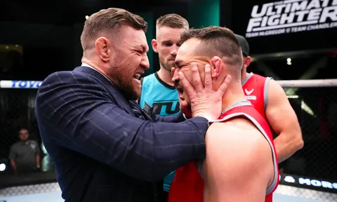 Israel Adesanya: Conor McGregor 'nợ' Michael Chandler trận đấu cuối cùng tại UFC