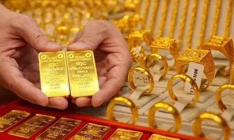 Giá vàng hôm nay 15/7: Bất ngờ tăng mạnh, vàng nhẫn “nổi sóng”