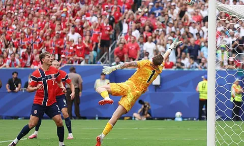 Argentina và Anh có cùng một điểm yếu chí mạng