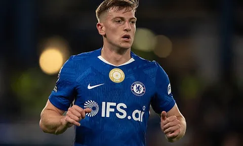 Chelsea cân nhắc để Liam Delap rời đi ngay trong mùa hè