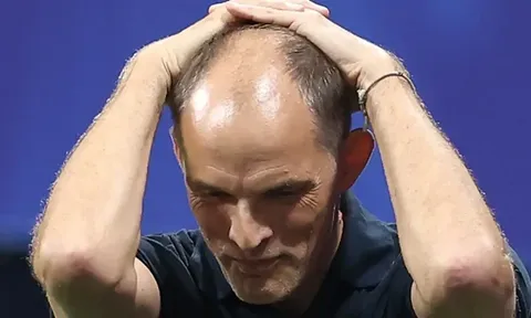 Cựu sao Anh đòi sa thải Tuchel vì dùng tới 6 hậu vệ