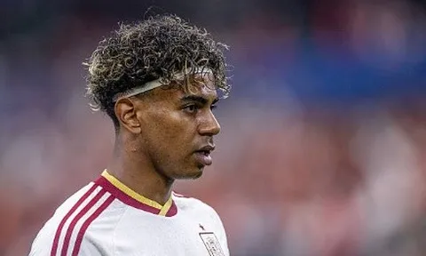Morientes khuyên Liverpool mua Yamal thay Salah