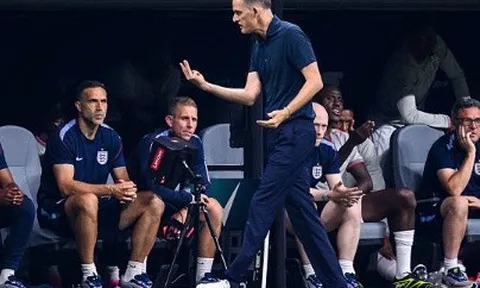 Thomas Tuchel phủ nhận yêu cầu tuyển Anh đá lùi sâu