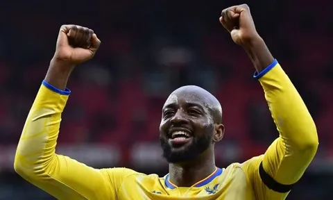 Man Utd nhắm Mateta thay thế vị trí của Zirkzee