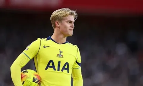 Tottenham từ chối bán Lucas Bergvall cho Newcastle với giá 46 triệu bảng