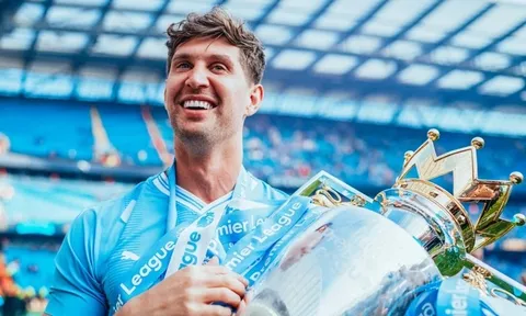 Chelsea cần dẹp bỏ kiêu hãnh để chiêu mộ John Stones