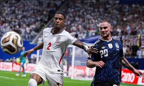 Arsenal chuẩn bị đưa ra lời đề nghị mua Konsa