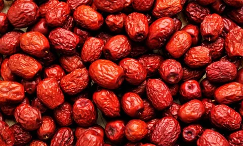 5 người tuyệt đối không nên ăn táo đỏ