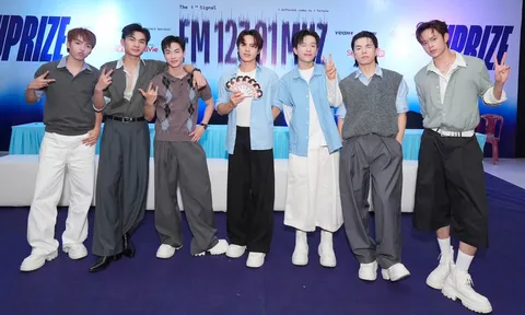 UPRIZE bùng nổ trong Fan meeting đầu tay, phủ kín Nhà thi đấu Tân Bình