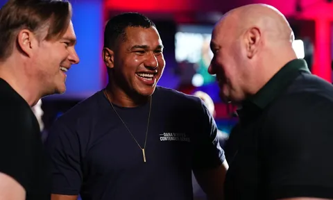 Tân binh UFC Levi Rodrigues Jr. tự tin làm điều Alex Pereira vấp ngã: vô địch 3 hạng cân