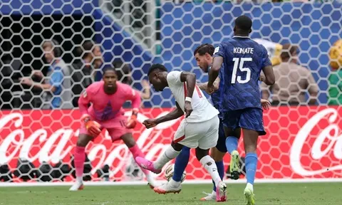 Fan sốc khi trận Anh hạ Pháp giống hệt Soccer Aid