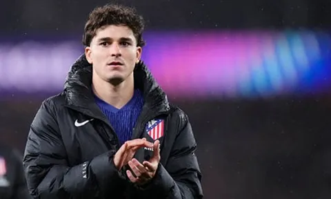 Laporta hối thúc Atletico nhả Julian Alvarez cho Barca