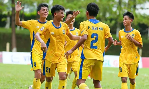 Hà Nội vào tứ kết, SLNA thắng 5-0 ở giải U17
