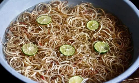 Mẹo thái hoa chuối trắng tinh, không thâm xỉn