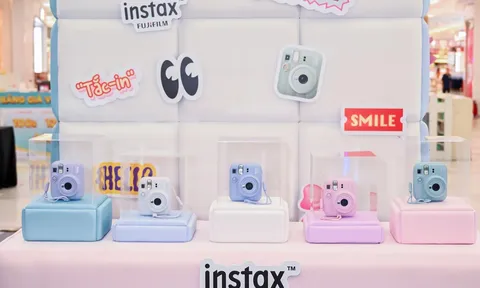 Sự kiện ra mắt instax mini 13 chinh phục giới trẻ bằng không gian đa trải nghiệm sáng tạo độc đáo