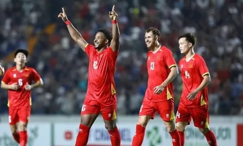 HLV Kim Sang-sik tìm ra công thức vàng cho tuyển Việt Nam