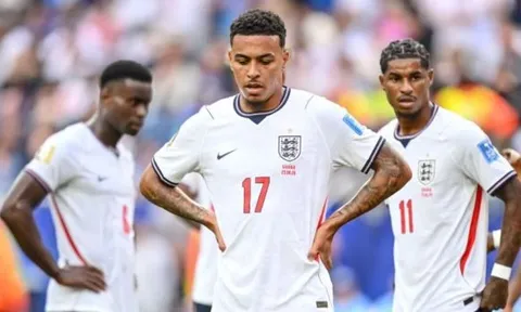 Bom tấn Morgan Rogers có thể kích hoạt 2 domino tại Man Utd