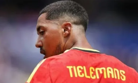 Chelsea chi 117 triệu bảng vì Rogers chứng tỏ tầm nhìn khác biệt của MU