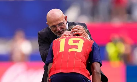 Luis de la Fuente biết ơn sự hy sinh của Lamine Yamal