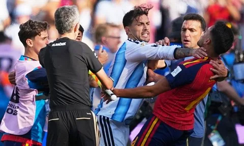 Truyền thông Argentina bảo vệ đội nhà sau trận thua Tây Ban Nha