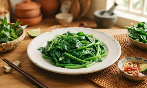 4 kiểu người không nên ăn rau muống