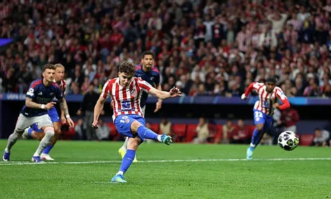 Hết World Cup, Barca chờ Julian Alvarez nổi loạn rời Atletico