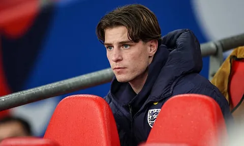 Alex Scott được cho là muốn chuyển tới Chelsea