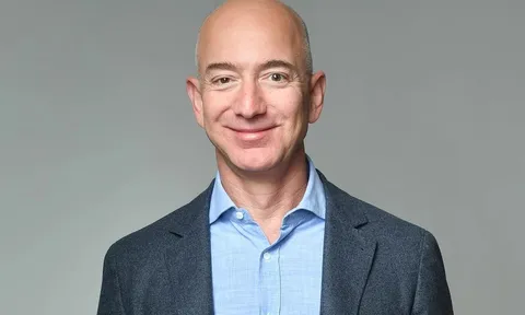 Jeff Bezos bắt tay liên minh mua cổ phần Liverpool