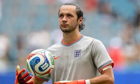 Newcastle ngó lơ James Trafford vì mức giá 50 triệu bảng