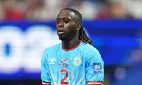 Arsenal đưa Wan-Bissaka vào danh sách chuyển nhượng